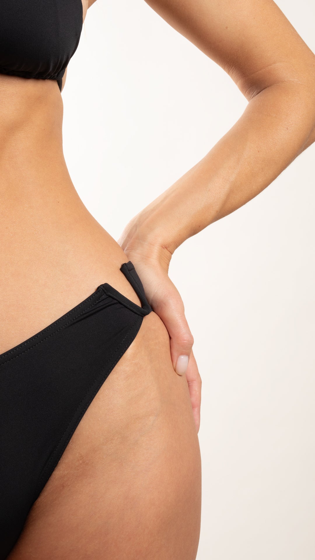 Culotte maillot de bain avec bijou - Diva